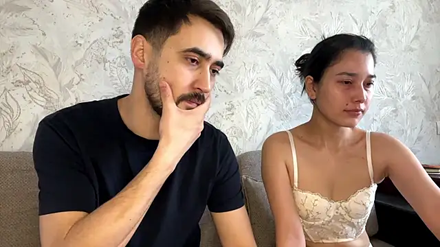 sophywhisper online show from February 6, 7:34 am