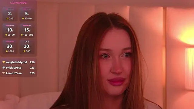 Snapshot of NancySmitts chatting on December 13, 8:25 pm NancySmitts online show from December 13, 8:25 pm