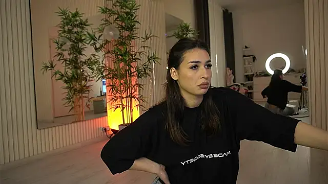 EmmaBlanco online show from December 4, 8:06 pm