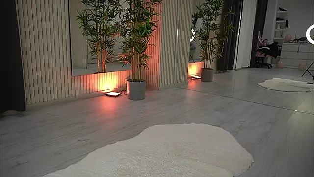 EmmaBlanco online show from February 24, 7:45 pm