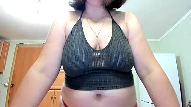 KATTYWARM  online show from January 18, 7:17 pm