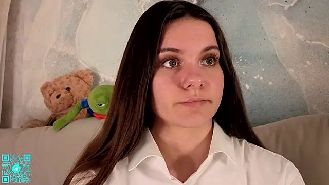 chloemilka online show from May 22, 7:41 pm