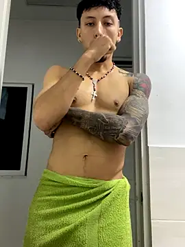 Snapshot of Stiven_x0 chatting on December 2, 1:11 am Stiven x0 online show from December 2, 1:11 am