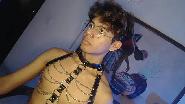 Kaoriimatsuii online show from November 3, 5:20 am