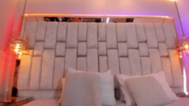 Snapshot of LissyConan chatting on December 21, 10:06 pm LissyConan online show from December 21, 10:06 pm