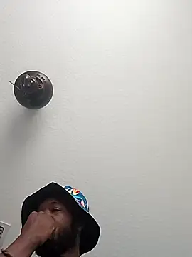 Snapshot of Kaalum561 chatting on November 26, 1:01 pm Kaalum561 online show from November 26, 1:01 pm