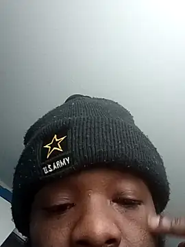 Snapshot of Kaalum561 chatting on November 27, 1:35 pm Kaalum561 online show from November 27, 1:35 pm