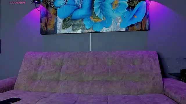 elizabeth lamer online show from November 23, 7:30 am