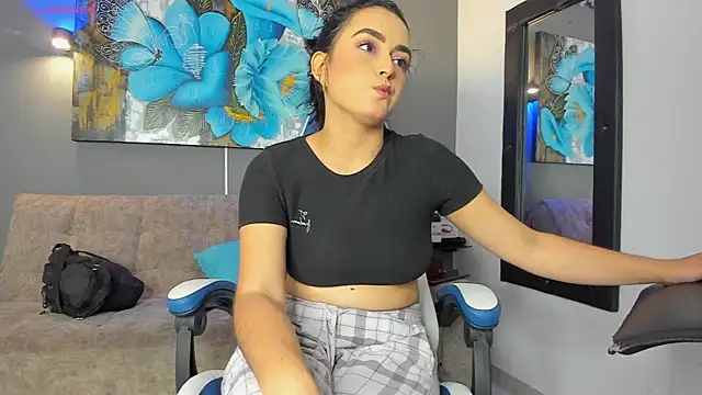 Snapshot of elizabeth_lamer chatting on February 11, 12:15 am elizabeth lamer online show from February 11, 12:15 am