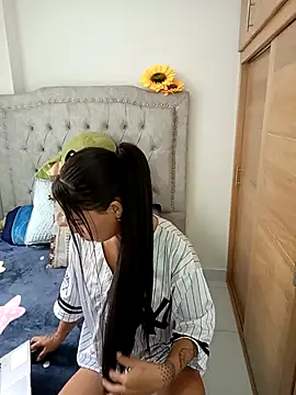 Snapshot of Babyboo_honey chatting on November 17, 12:44 pm Babyboo honey online show from November 17, 12:44 pm