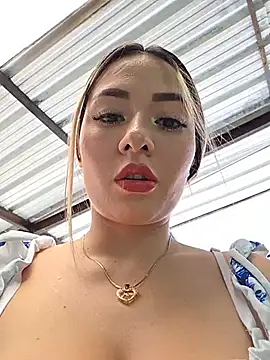 Snapshot of Natasanz chatting on May 9, 7:30 pm Natasanz online show from May 9, 7:30 pm