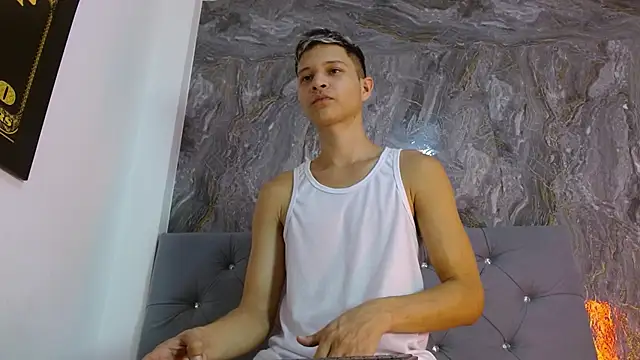 Twinkcock22 online show from March 25, 10:05 pm