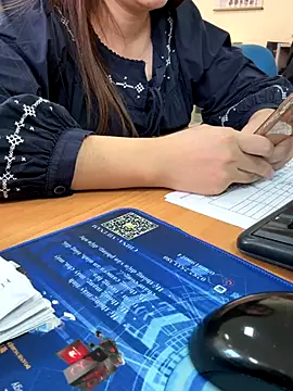 PhuongNhi21 online show from November 25, 2:44 am