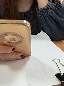 PhuongNhi21 online show from December 4, 1:48 am