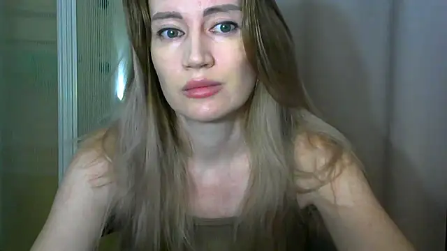 JessFoxxx online show from March 15, 3:12 am