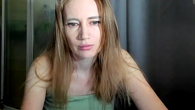 JessFoxxx online show from May 28, 2:09 am