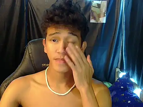 kenbigcockxx online show from March 27, 2:50 pm