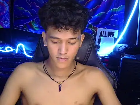 kenbigcockxx online show from July 20, 5:55 am