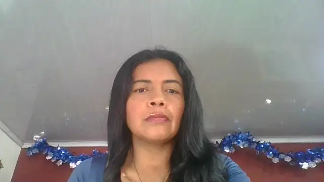 DianaOchoa  online show from February 10, 8:35 pm