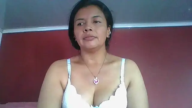 DianaOchoa  online show from March 12, 8:15 pm