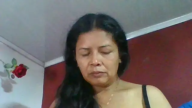 DianaOchoa  online show from May 7, 10:09 am