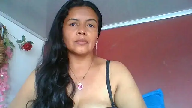 DianaOchoa  online show from May 27, 7:22 pm
