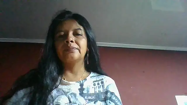 Snapshot of DianaOchoa_ chatting on June 17, 10:17 am DianaOchoa online show from June 17, 10:17 am