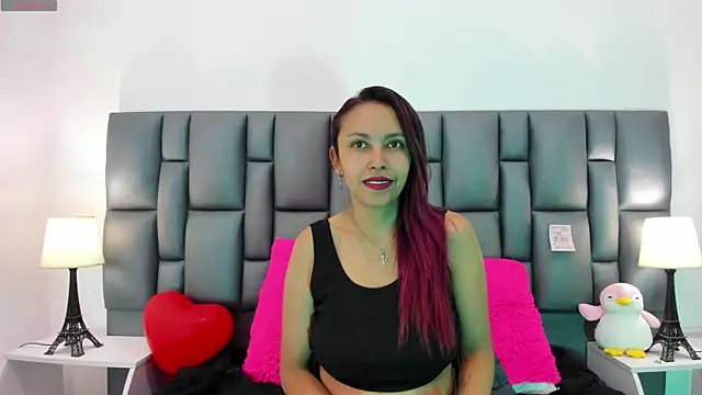 Snapshot of valeriasweet_ chatting on September 23, 1:14 pm valeriasweet online show from September 23, 1:14 pm
