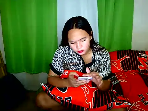 Snapshot of Sexyjane_24 chatting on July 12, 5:31 am Sexyjane 24 online show from July 12, 5:31 am