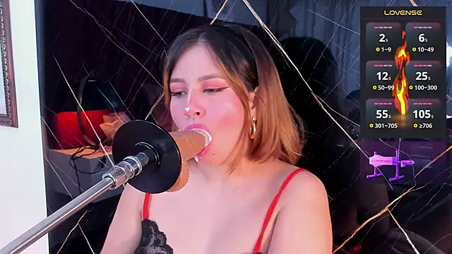 Snapshot of abby_blond_ chatting on October 1, 12:33 pm abby blond online show from October 1, 12:33 pm