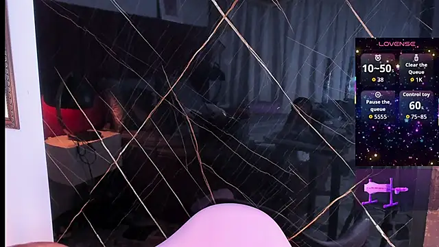 Snapshot of abby_blond_ chatting on December 4, 11:52 am abby blond online show from December 4, 11:52 am