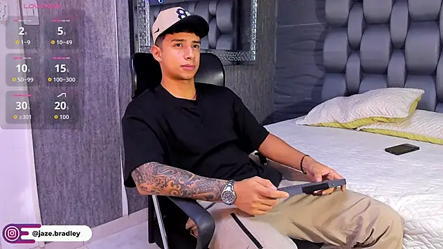 Snapshot of jaze_bradley chatting on September 24, 11:24 am jaze bradley online show from September 24, 11:24 am