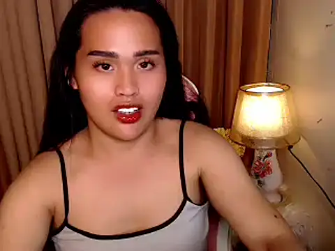 Snapshot of urmidnightcravingsxx chatting on March 27, 1:33 pm urmidnightcravingsxx online show from March 27, 1:33 pm