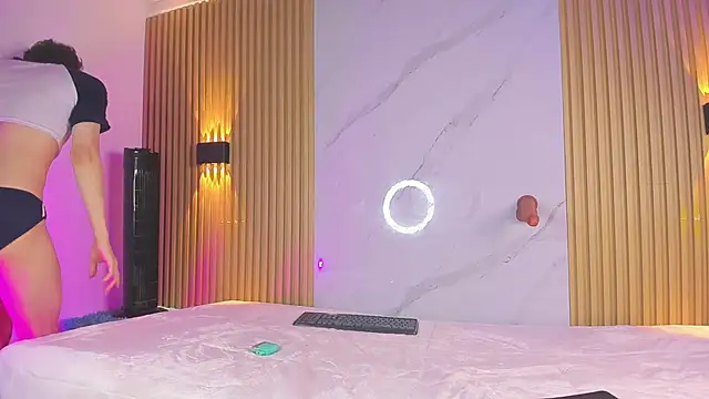 Snapshot of austin_rouse chatting on September 29, 3:33 am austin rouse online show from September 29, 3:33 am