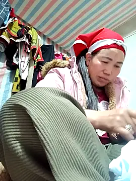 jienrrr online show from December 5, 2:53 am