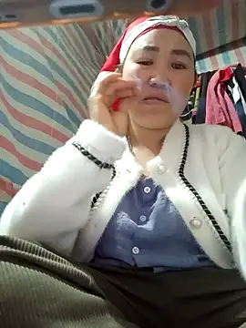 jienrrr online show from March 13, 2:29 am