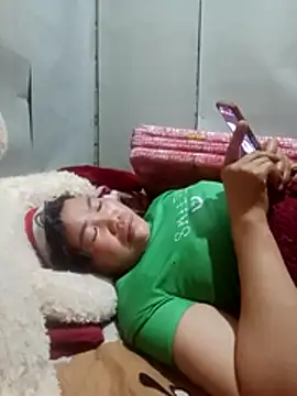 jienrrr online show from April 8, 10:43 pm