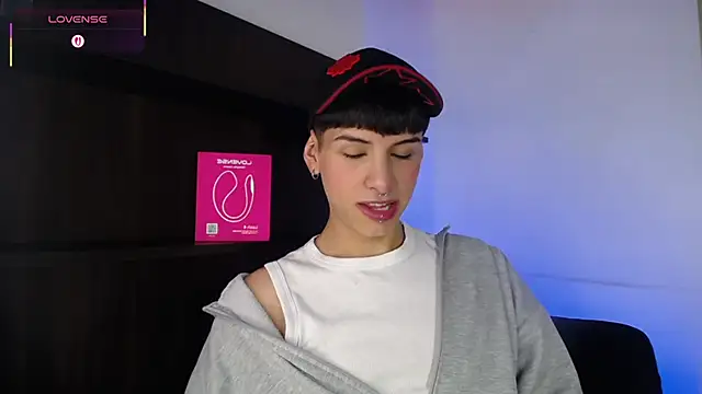 Ezra Storm online show from October 14, 5:08 am