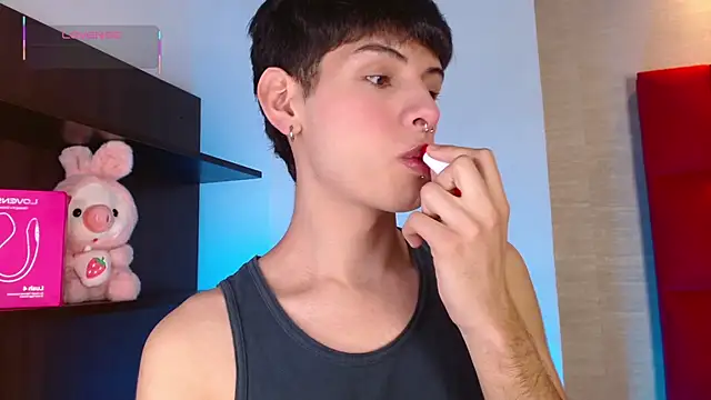 Ezra Storm online show from November 25, 5:07 am