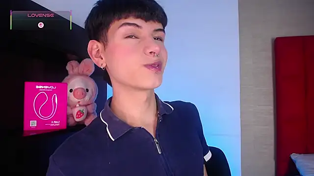 Ezra Storm online show from January 8, 5:43 am