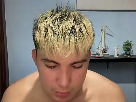 lovely jay online show from May 6, 4:56 pm
