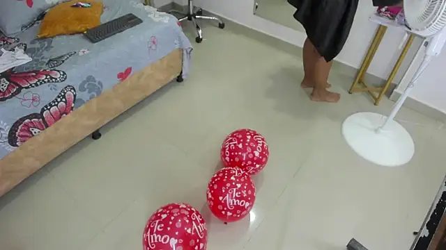 MiiaSmith   online show from September 20, 9:38 pm