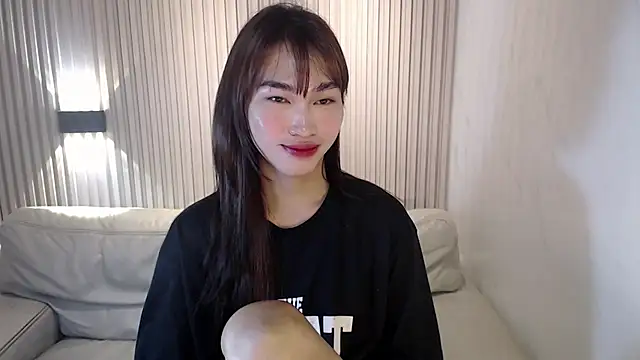 lovelychanel69xx online show from December 18, 1:22 am