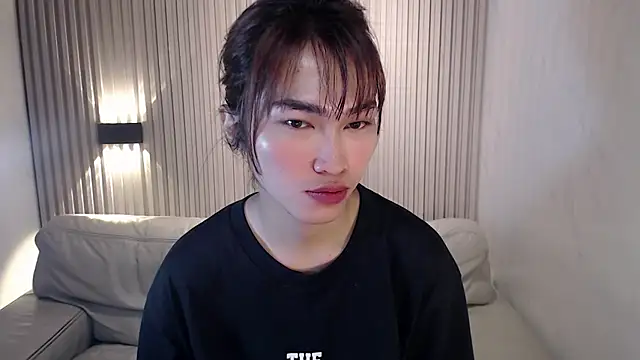 lovelychanel69xx online show from December 18, 11:44 pm