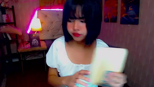 Snapshot of asian_babhiegirl chatting on September 11, 12:33 am asian babhiegirl online show from September 11, 12:33 am