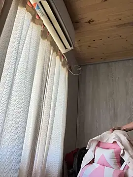 irisdollbb online show from October 20, 2:28 pm