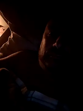 Snapshot of traverse chatting on October 3, 1:57 am traverse online show from October 3, 1:57 am