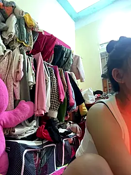 Aghenh online show from December 3, 11:52 am