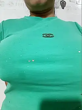 Shiny Babe online show from January 7, 9:12 am