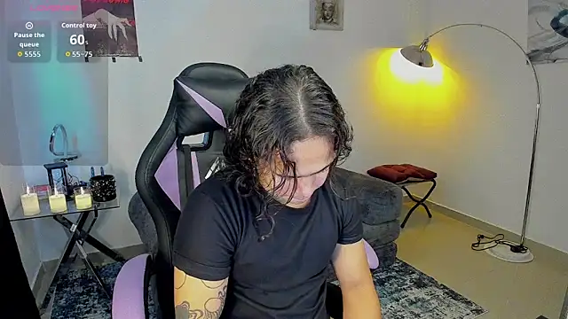 Maximiliano scoott   online show from November 22, 8:08 pm